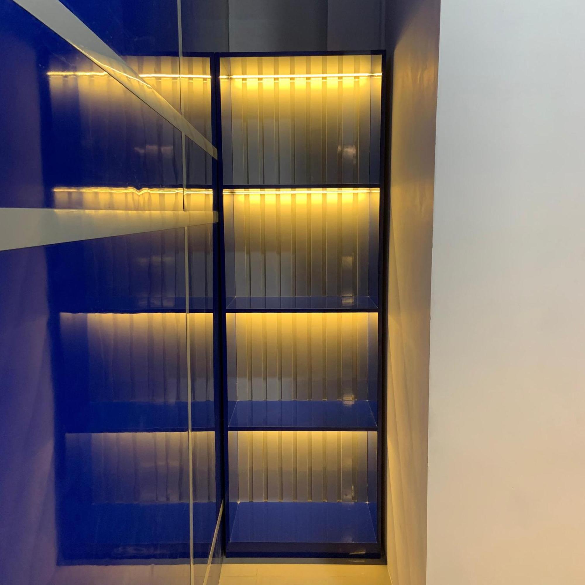 Отель Rosalyne Sleepbox Malioboro 3 Джокьякарта Экстерьер фото
